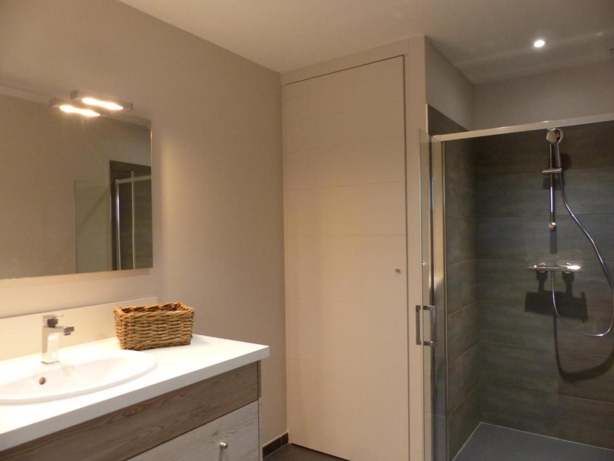 Gite Renove Avec Terrasse, Poele A Bois Et Wifi A Chapeau - Fr-1-489-79 Exteriör bild