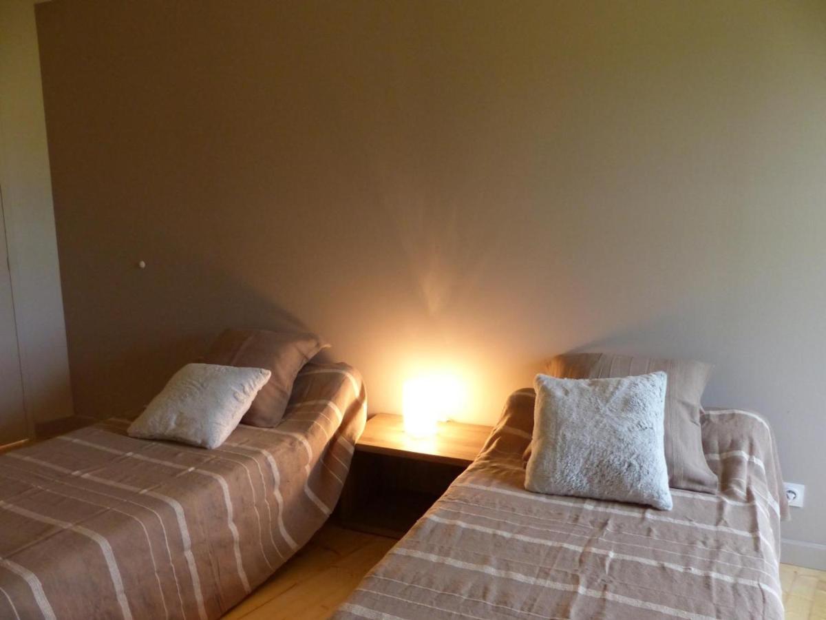 Gite Renove Avec Terrasse, Poele A Bois Et Wifi A Chapeau - Fr-1-489-79 Exteriör bild