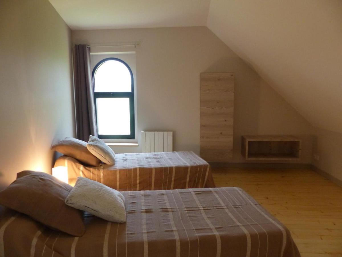 Gite Renove Avec Terrasse, Poele A Bois Et Wifi A Chapeau - Fr-1-489-79 Exteriör bild