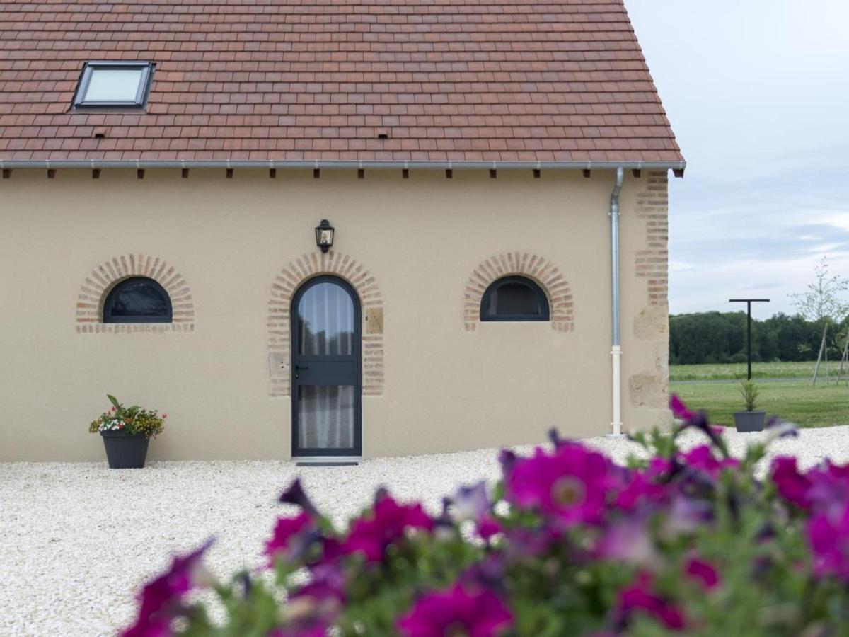Gite Renove Avec Terrasse, Poele A Bois Et Wifi A Chapeau - Fr-1-489-79 Exteriör bild