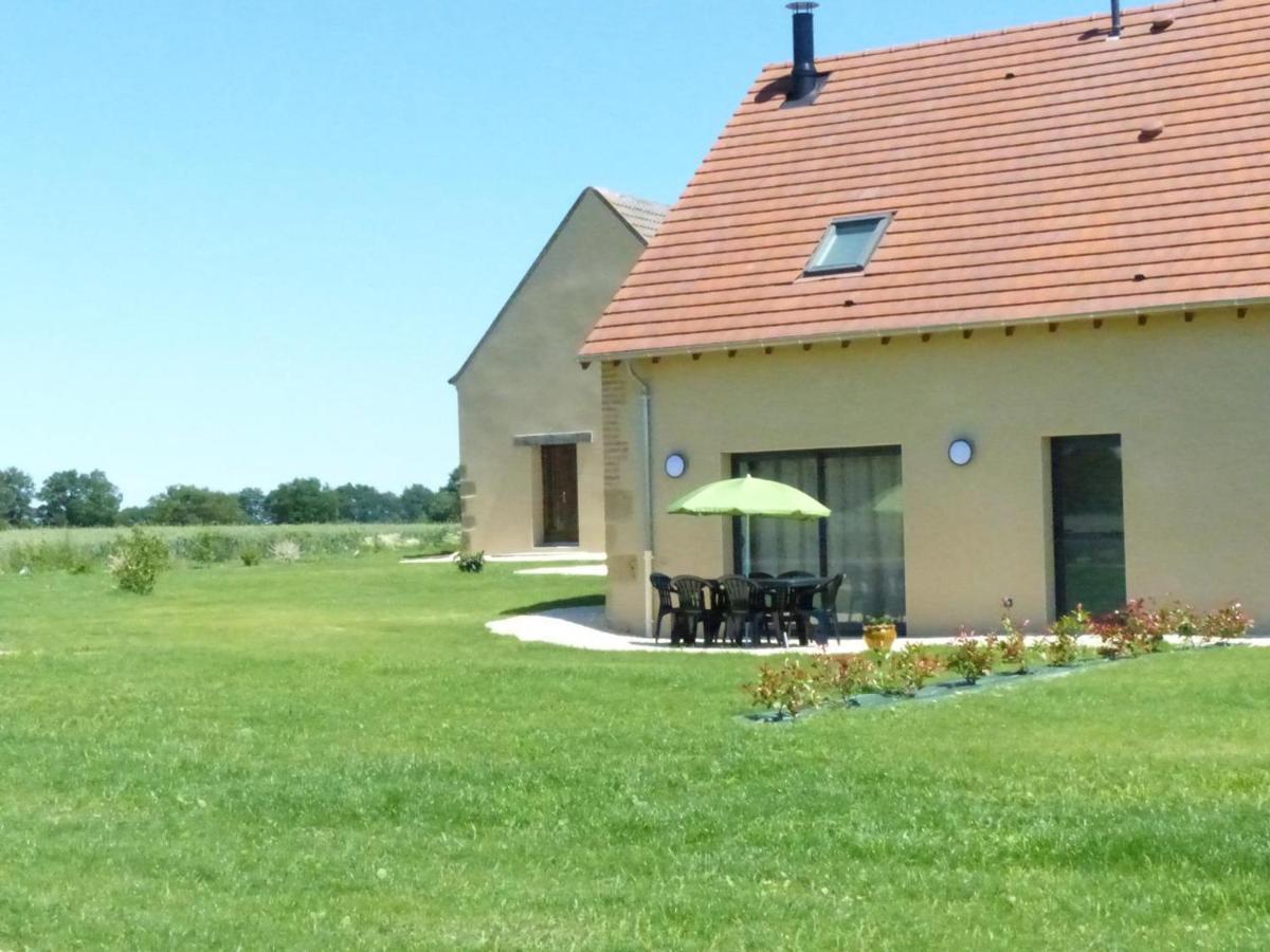 Gite Renove Avec Terrasse, Poele A Bois Et Wifi A Chapeau - Fr-1-489-79 Exteriör bild